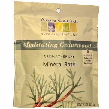 Aura Cacia, Aromatherapy Mineral Bath, Meditating Cedarwood, 2.5 oz (70.9 g)